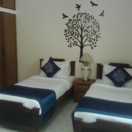 Happy Stay Service Apartments Chennai Luaran gambar