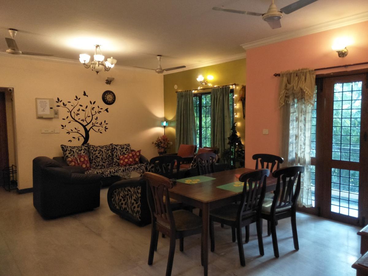 Happy Stay Service Apartments Chennai Luaran gambar
